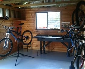 Brothers Town Cottage - Australia Accommodation 3