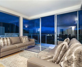 Library House - Australia Accommodation 5