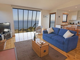 Hazards Hideaway - Australia Accommodation 2
