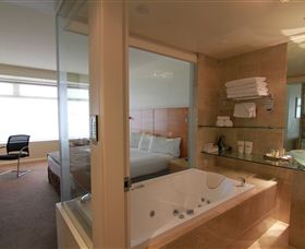 Quality Hotel Gateway - Australia Accommodation 1