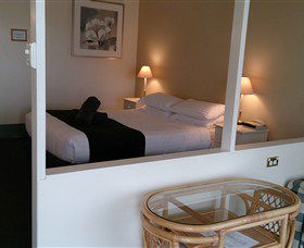 Abel Tasman Airport Motor Inn - Australia Accommodation 2