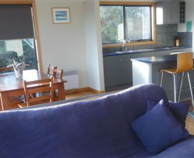 Beachcomber House - Australia Accommodation 5