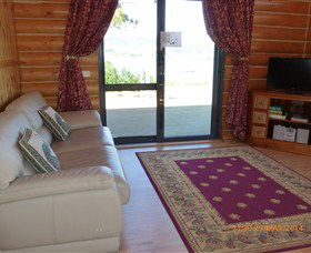 Windermere Cabins - Australia Accommodation 3