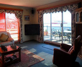 Alice Beside The Sea - Australia Accommodation 3