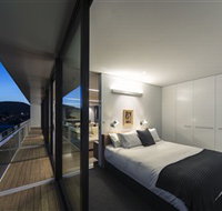 Avalon City Retreat - Australia Accommodation
