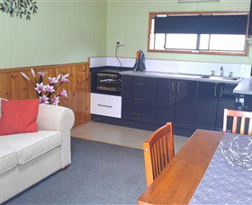 Hobart Cabins And Cottages - Australia Accommodation 4