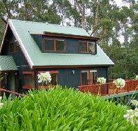Tree Tops Cascades - Australia Accommodation