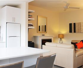 Apartment On King - Australia Accommodation 2