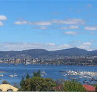 Ashwood Apartments - Lindisfarne - Australia Accommodation
