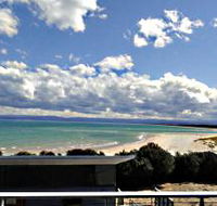 Freycinet Beach Apartments - Australia Accommodation