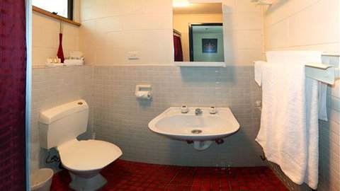 Lakeside Lodge, Falls Creek - Australia Accommodation 3