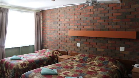 Creswick Motel - Australia Accommodation 5