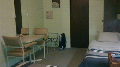 Millers Cottage Motel - Australia Accommodation 6