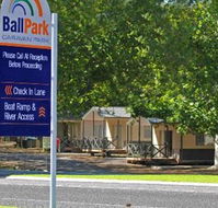 Ball Park Caravan Park - Australia Accommodation