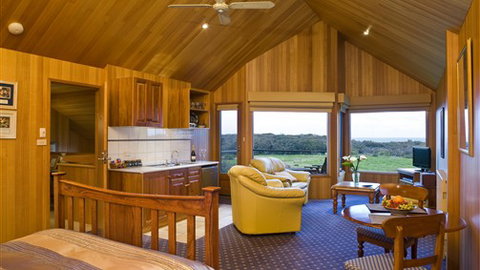 Lonsdale Views - Australia Accommodation 5