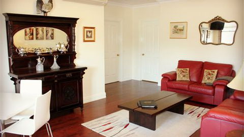 CocknBull Boutique Hotel - Australia Accommodation 4