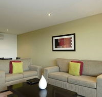 Dolphin Apartments - Australia Accommodation
