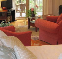 Myers Creek Cascades Luxury Cottages - Australia Accommodation