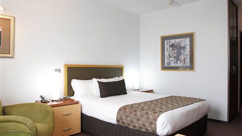Quality Hotel On Olive - Australia Accommodation 3