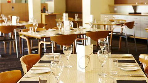 Quality Hotel On Olive - Australia Accommodation 6