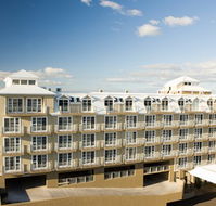 Quality Suites Deep Blue - Australia Accommodation
