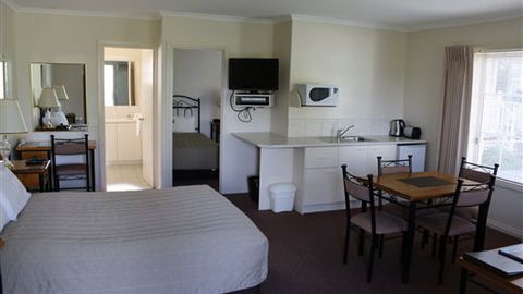 Yarra Gables Motel - Australia Accommodation 4