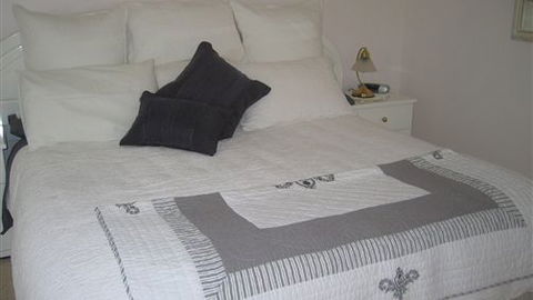 Burrabliss Bed And Breakfast - Australia Accommodation 4