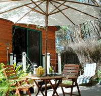 Hidden Treasure at Pirates Bay - Australia Accommodation