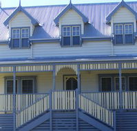 Belfast Cottages - Australia Accommodation