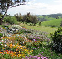 Loves Lane Cottages - Australia Accommodation