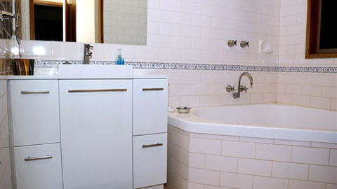 Alpine Country Cottages: Studio 3 - Australia Accommodation 1