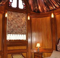 Camelot Tower and Penthouse - Australia Accommodation