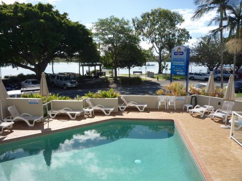 Regatta Riverfront Apartments - Australia Accommodation 2