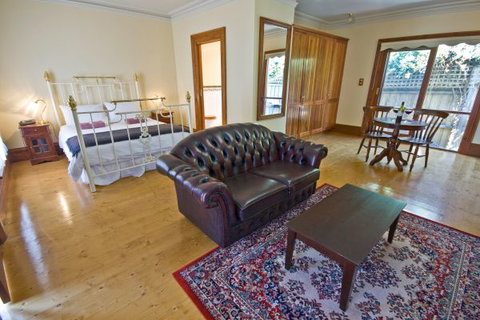 Torquay 1903 Period Cottages - Australia Accommodation 5