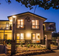 One of a Kind Apartments - Australia Accommodation