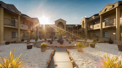 Parklands Hotel And Apartments - Australia Accommodation 0