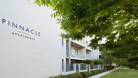 Pinnacle Apartments - Australia Accommodation 0