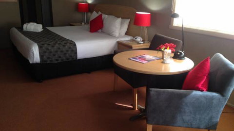 Statesman Hotel - Australia Accommodation 0