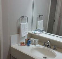 Beachcomber Hotel and Conference Centre - Australia Accommodation