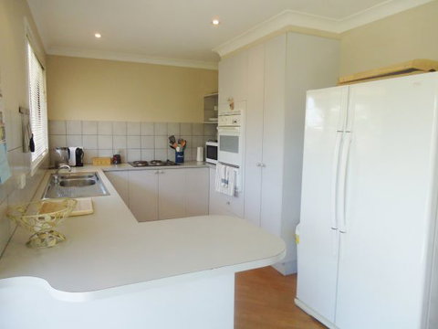 Palais D'Amor At Greenwell Point - Australia Accommodation 111