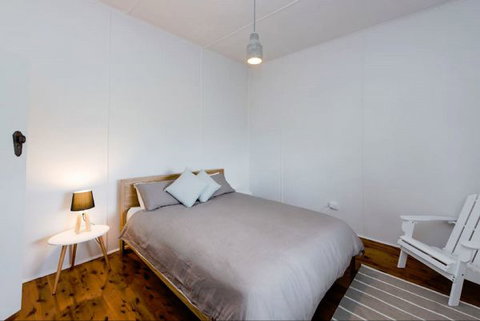 Castleview Cottage - Australia Accommodation 3
