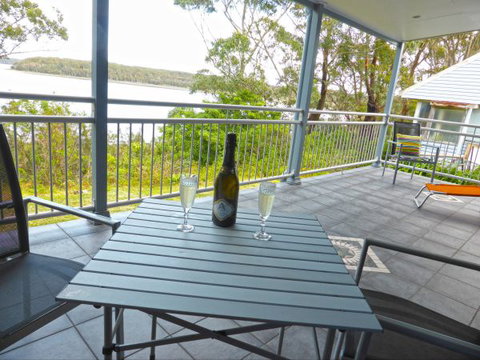 Palais D'Amor At Greenwell Point - Australia Accommodation 20