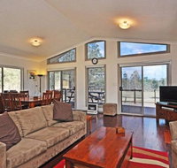 Villa Siena - Australia Accommodation