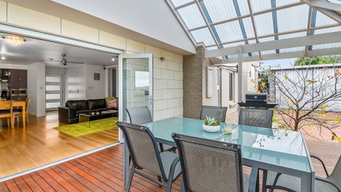 Limestone Coast Apartments - Australia Accommodation 10