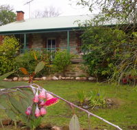 Naimanya Cottage - Australia Accommodation