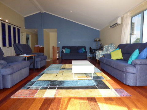 Palais D'Amor At Greenwell Point - Australia Accommodation 132