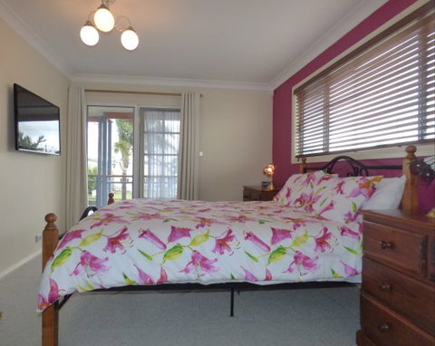 Palais D'Amor At Greenwell Point - Australia Accommodation 133