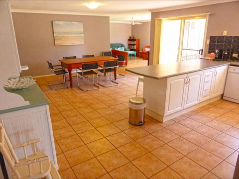Palais D'Amor At Greenwell Point - Australia Accommodation 120