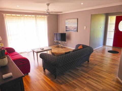 Palais D'Amor At Greenwell Point - Australia Accommodation 122