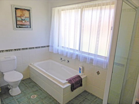 Palais D'Amor At Greenwell Point - Australia Accommodation 125